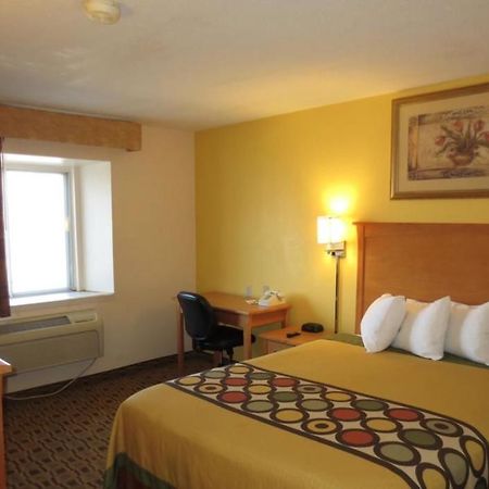 American Best Value Inn ローレンス エクステリア 写真